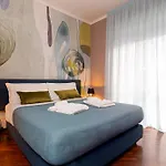 Apulia Re' & アパートホテル