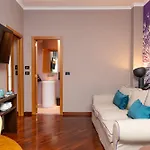Apulia Re' & 아파트호텔 4*